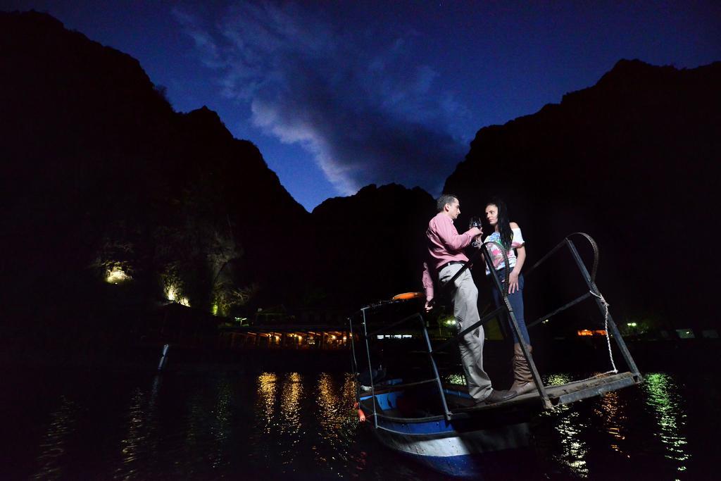 Canyon Matka Hotel Εξωτερικό φωτογραφία